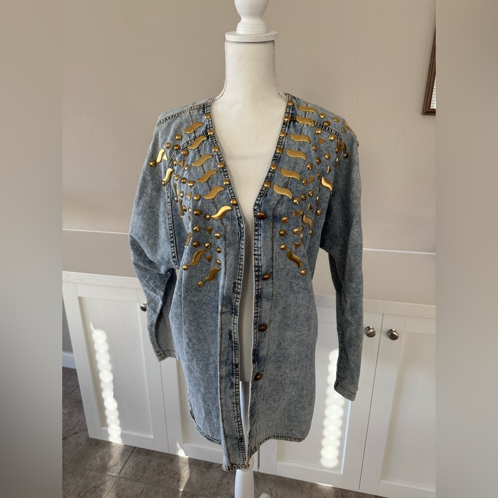 1980's Monique Fashions T 80s Acid Washed Blue Denim Gold Stud Shirt Jacket